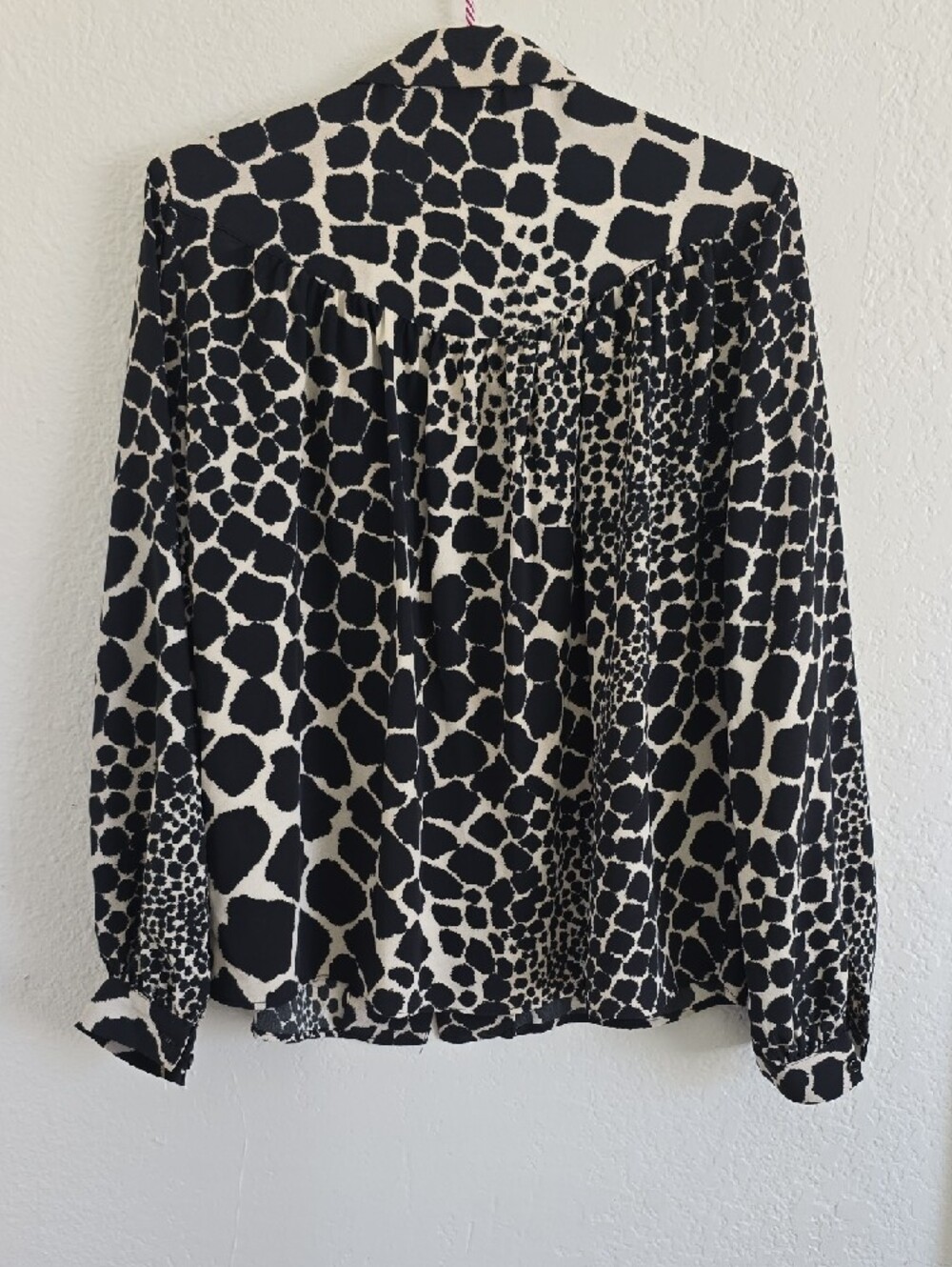 Topshop Black and White Giraffe-Spot Button Front Blouse - Picture 3 of 3